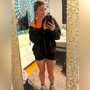 Meet your Posher, Arabella